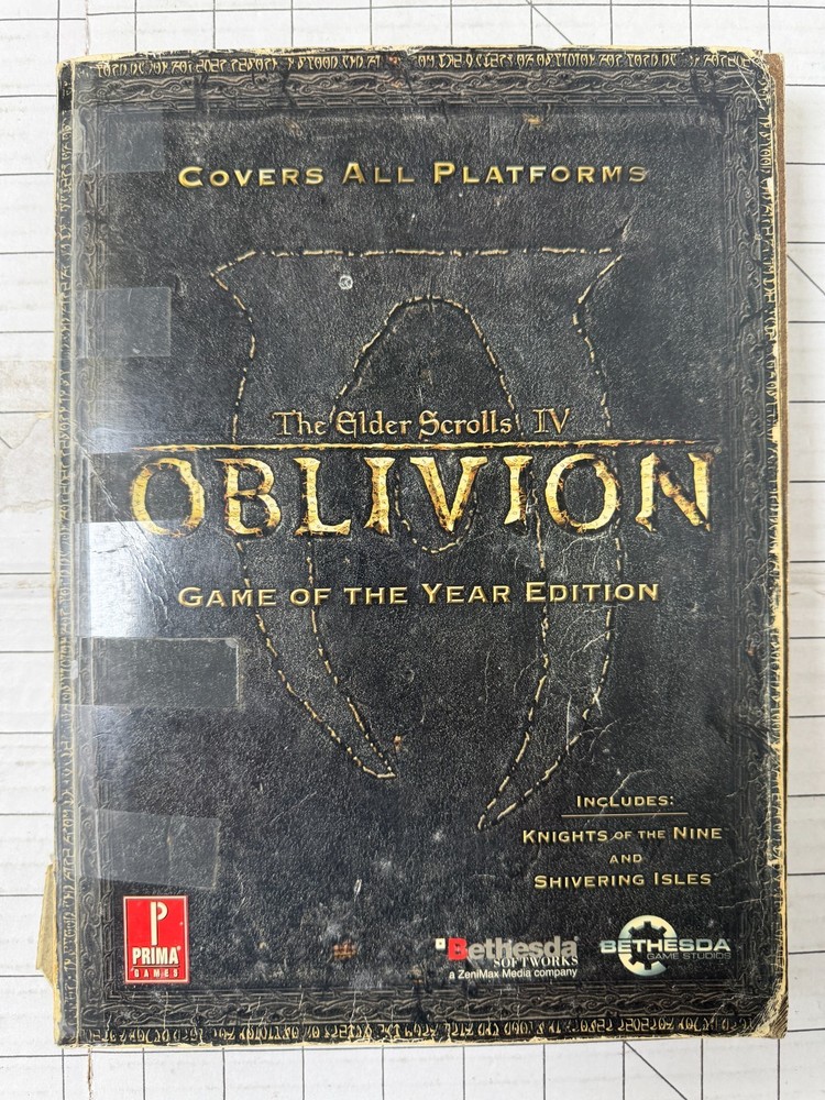 The Elder Scrolls IV: Oblivion Game of the Year Edition Official Game Guide PB