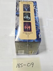 Shadow And Bone Trilogy Leigh Bardugo Grishaverse Square Fish Box Set Blue