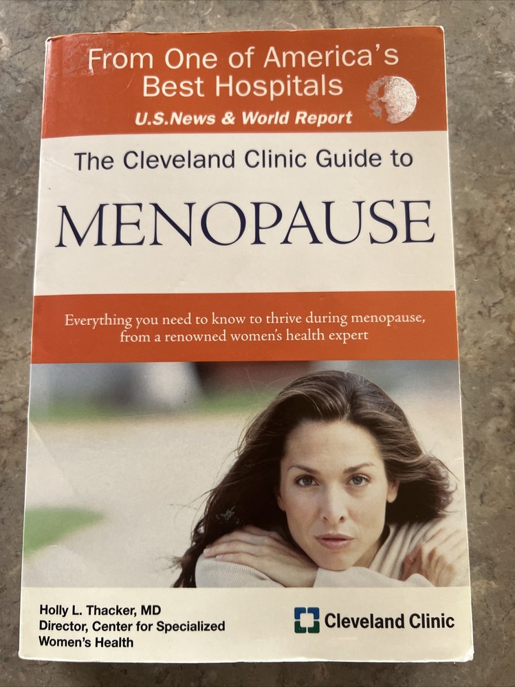 The Cleveland Clinic Guide to Menopause by Holly Thacker Paperback