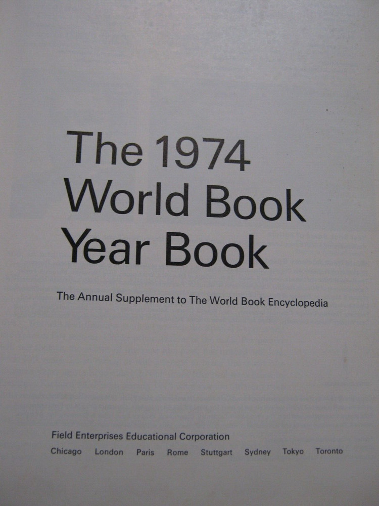 The World Book Yearbook 1974, 608 pages