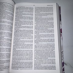 Devotional Bible for Women by Ellie Claire (2016, Hardcover)