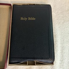 Holy Bible KJV Red Edges Self Pronouncing World Publishing 1950s Vtg BOX Great