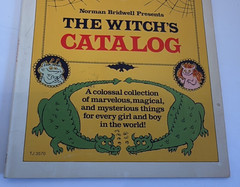 1976 NORMAN BRIDWELL PRESENTS THE WITCH’S CATALOG SCHOLASTIC BOOK SERVICES