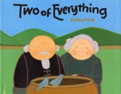 Two of Everything – Hardcover By Hong, Lily Toy – GOOD