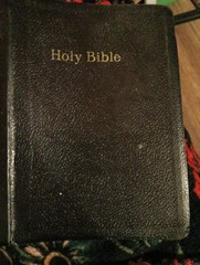 Holy Bible Self Pronouncing KJV King James Version World Publishing Large Print