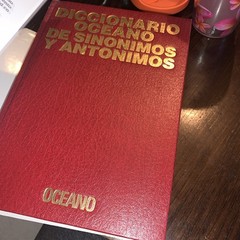 Diccionario Oceano de Sinonimos Y Antonimos, , Oceano,