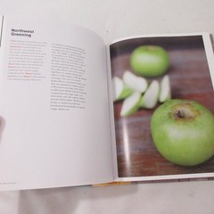 Apples of Uncommon Character Rowan Jacobsen 2014 Illustrated Cookbook Bloomsbury