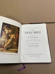 Holy Bible Self-Pronouncing Edition Leather Black – World Publishing Company