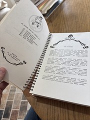 Proctor Hospital Service Auxiliary Cookbook Peoria, Illinois 422 pages 1993