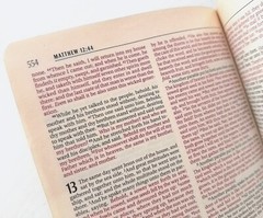Zondervan Holy Bible [King James Version] With Helps Dictionary Maps Red Letter