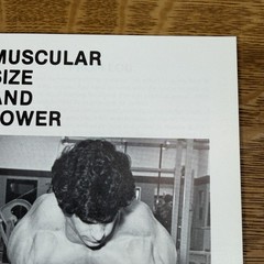 Super Rare Original Lou Ferrigno Muscular Size Power Bodybuilding Booklet Book