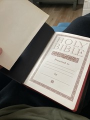 Holy Bible King James Version KJV Self Pronouncing World Publishing