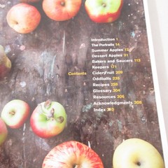 Apples of Uncommon Character Rowan Jacobsen 2014 Illustrated Cookbook Bloomsbury