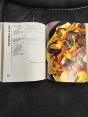 Light & Natural Cookbook Hardcover 1995 608 Pages 500+ Healthy Recipes