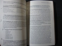 The Complete Book of Bible Prophecy [Paperback] Hitchcock, Mark