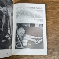 Super Rare Original Lou Ferrigno Muscular Size Power Bodybuilding Booklet Book