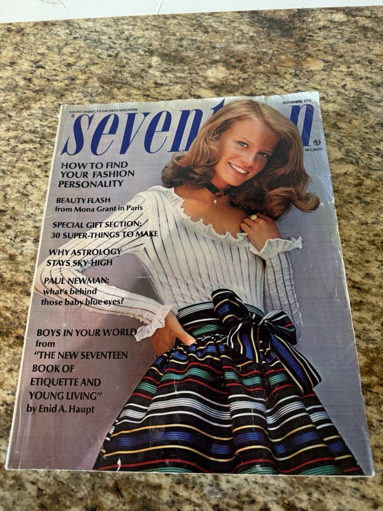 Vtg Seventeen November 1970 Cover Model Shelly Hack 216 Pages 50 Cents