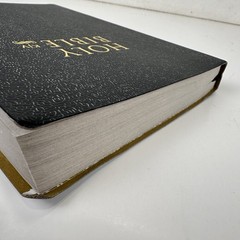 Holy Bible KJV Old And New Testaments Book Small 7.5 x 5.3 in Black Cover