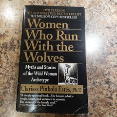 Women Who Run with the Wolves by Clarissa Pinkola Estés 1997 Ballantine Paperbak