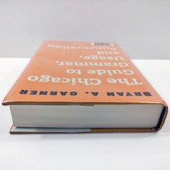 The Chicago Guide to Grammar, Usage, and Punctuation [Hardcover] Bryan A. Garner
