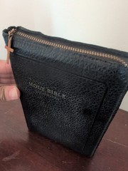 The Holy Bible Black Zipper w/ Cross Vintage Self Pronouncing Ed. World Pub.