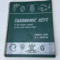Taxonomic Keys by Samuel Eddy A.C. Hodson Softcover/Spiral 3rd Ed. 1962