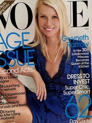 VOGUE Magazine 2010 August Gweneth Paltrow 238 PAGES
