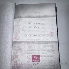 Devotional Bible for Women by Ellie Claire (2016, Hardcover)