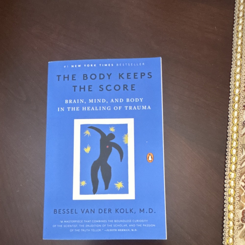 Body Keeps the Score by Bessel van der Kolk Paperback Penguin Books 2015