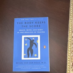 Body Keeps the Score by Bessel van der Kolk Paperback Penguin Books 2015