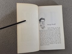 1984 by George Orwell Signet Classic Paperback 29th Print Very Good