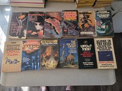 Vintage Sci-fi And Fantasy Lot. 12 Paperback. One Is A 3-in-1