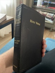 Holy Bible King James Version KJV Self Pronouncing World Publishing