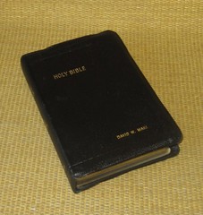Holy Bible KJV | *Black Leather* National Bible Press RED WORDS NICE