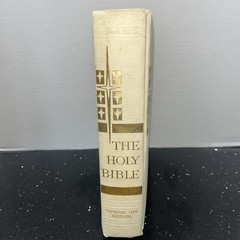 The Holy Bible Catholic Life Edition 1961 Good Counsel Publishing Co Color pages