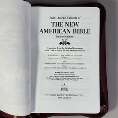 St Joseph Personal Size NAB New American Bible Revised Burgundy Full Zip Cover