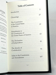 THE CONSTITUTION OF THE USA & DECLARATION OF INDEPENDENCE (Pocket Size) *New*