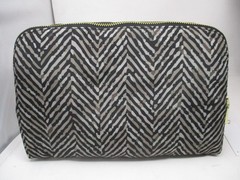 Kestrel Duo Zip Clutch Makeup Organizer – Chevron Print