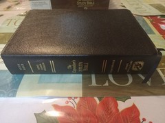 The Expositor’s Study Bible KJVersion/Concordance by Jimmy Swaggart