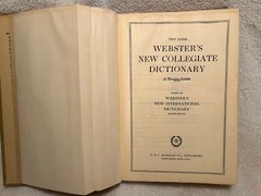 Vtg. Book Webster’s New Collegiate Dictionary 1959 Merriam-Webster 1,174 Pages