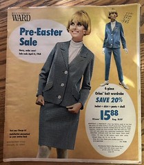 2 CATALOGS FLYERS MONTGOMERY WARD 71 PAGES SEARS 23 PAGES 1968 LOT 2 FASHION