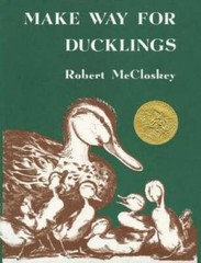 Make Way for Ducklings (Viking Kestrel picture books) – Hardcover – VERY GOOD