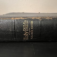 Antique 1929 Holy Bible Teachers Edition Leather Bound Pronouncing Nelson