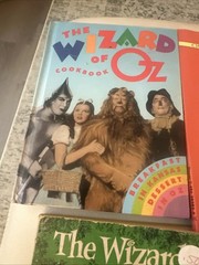 Lot of 8 vtg Wizard of Oz books cookbook Ozma