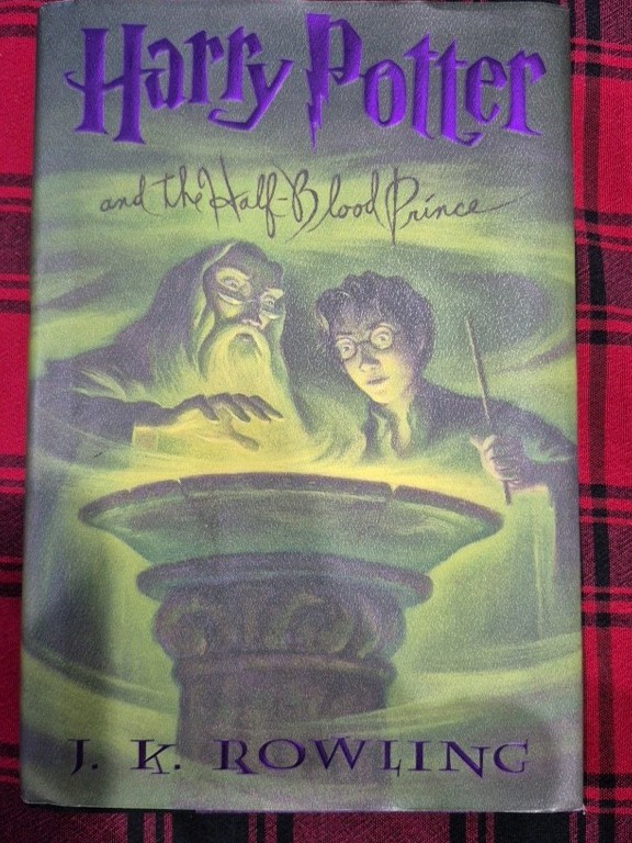 Harry Potter and the Half-Blood Prince 1st Edition, 1st print ERROR 652 Pages
