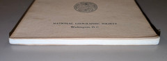 1950 THE ROUND EARTH ON FLAT PAPER BOOK – GROSVENOR – CHAMBERLIN – K 546