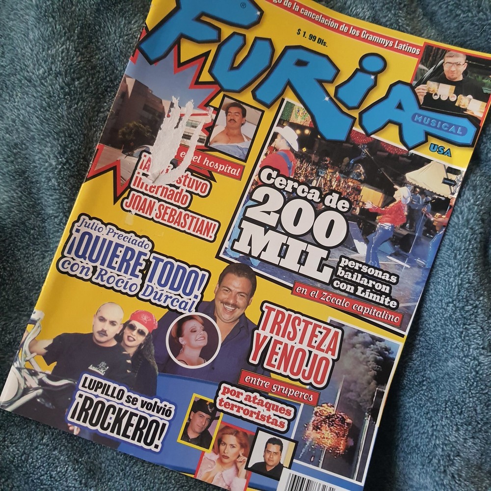 Furia Magazine October 2001 9/11 Ataques Terroristas Cancelacion Grammys Latinos