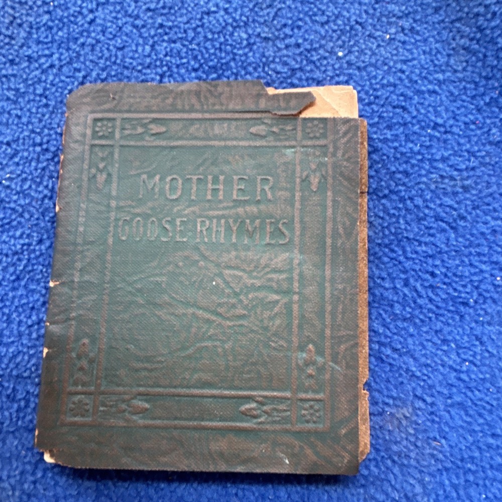 Mother Goose Rhymes Hardcover Little Leather Library Corp Illustrated English