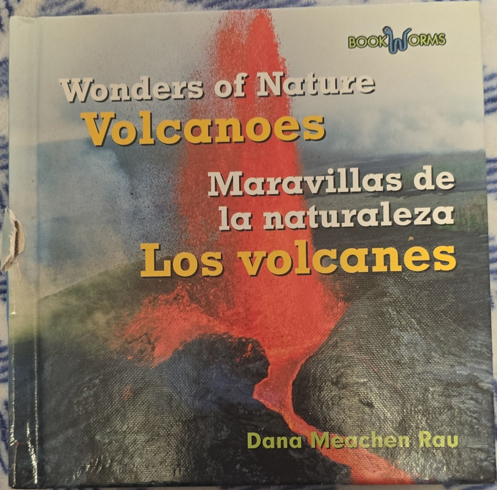Dana Meachen Rau Los Volcanes/Volcanoes (Eng/Spa) 2009 Library Binding, 32pg