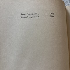 Presentation of Self in Everyday Life / Erving Goffman 1958 2nd Impression